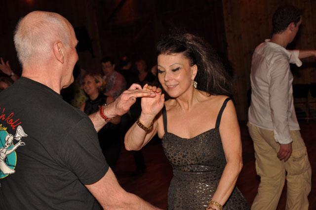 min 2011 02 20 station danse 085